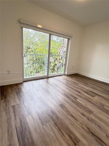 37 NW 70th Street A, Miami, FL 33150