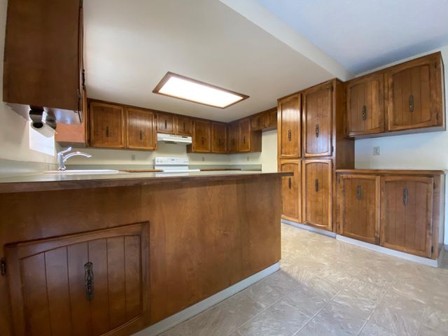 1755 Axtell Drive, Grants Pass, OR 97527