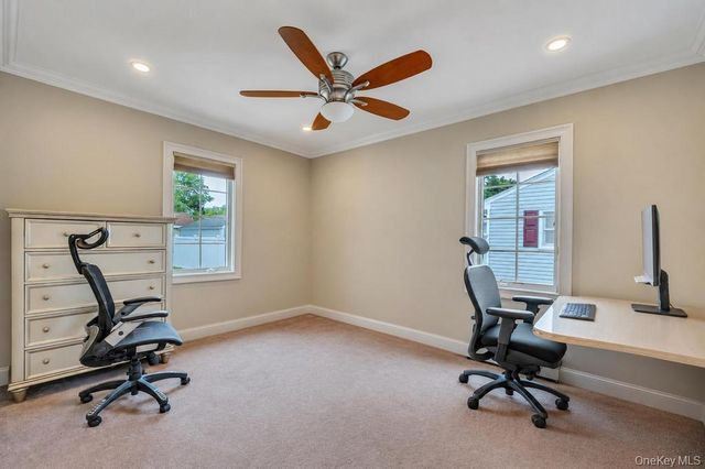 12 Avenue K, Kings Park, NY 11754