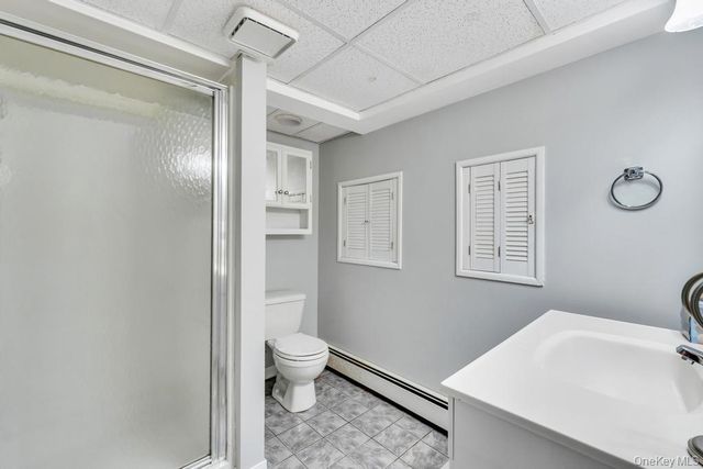 12 Avenue K, Kings Park, NY 11754