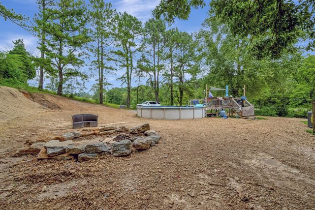 6125 Highway 41A, Pleasant View, TN 37146