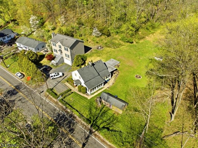 56 Main St, Peapack Gladstone Boro, NJ 07977