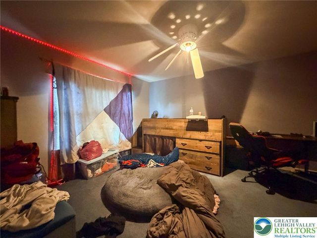 1330 Packerton Dam Drive, Mahoning Twp, PA 18235