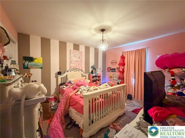 1330 Packerton Dam Drive, Mahoning Twp, PA 18235