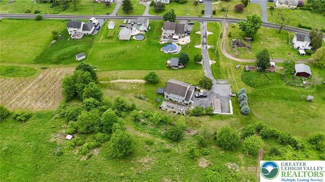 1330 Packerton Dam Drive, Mahoning Twp, PA 18235