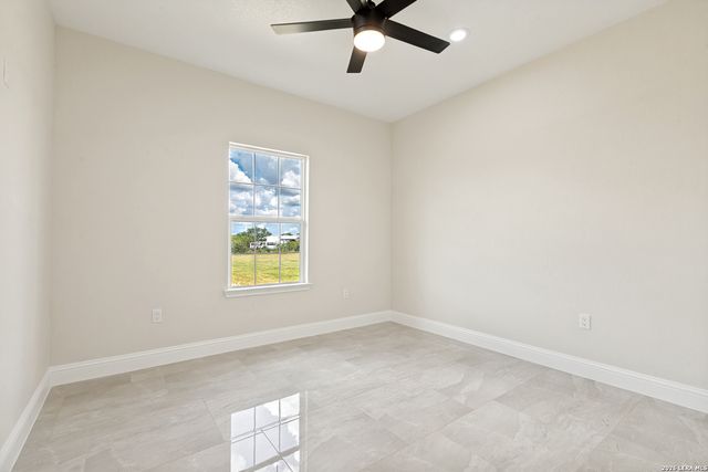 16914 Rancho Escondido, Atascosa, TX 78002