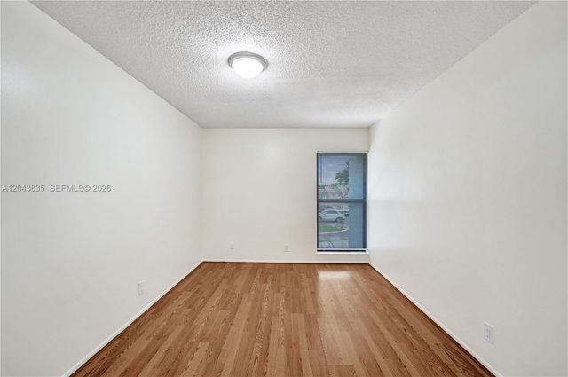 9220 NW 14th St 272, Pembroke Pines, FL 33024