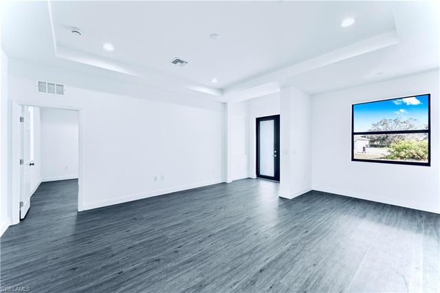 352 Rawlings AVE, Lehigh Acres, FL 33974