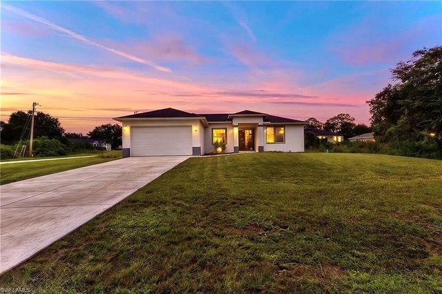 352 Rawlings AVE, Lehigh Acres, FL 33974