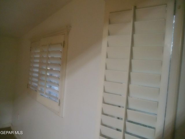 15581 LEXA DEAN, El Paso, TX 79938