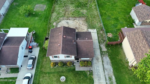 1411 Knight Rd, Louisville, KY 40214