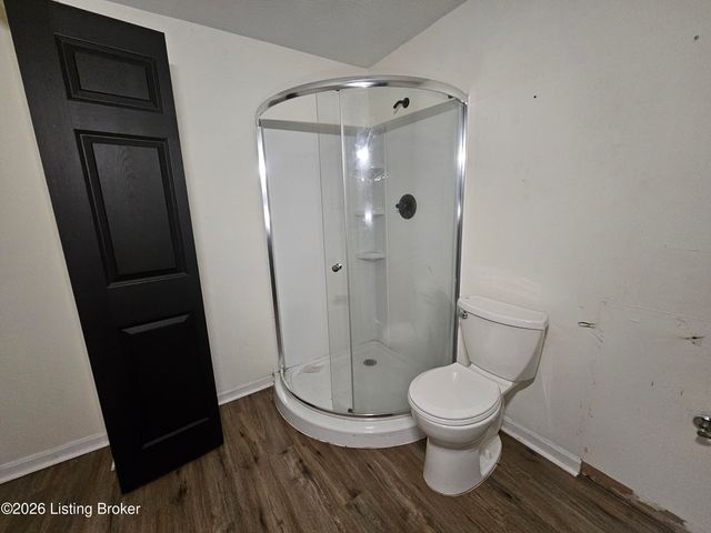 1411 Knight Rd, Louisville, KY 40214