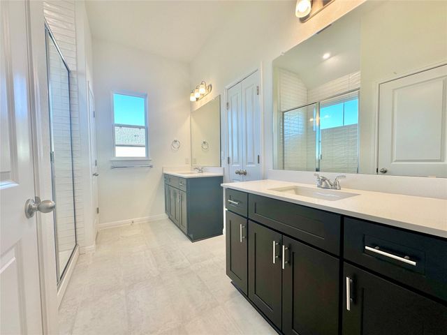 6261 Marsh LN, Buda, TX 78610