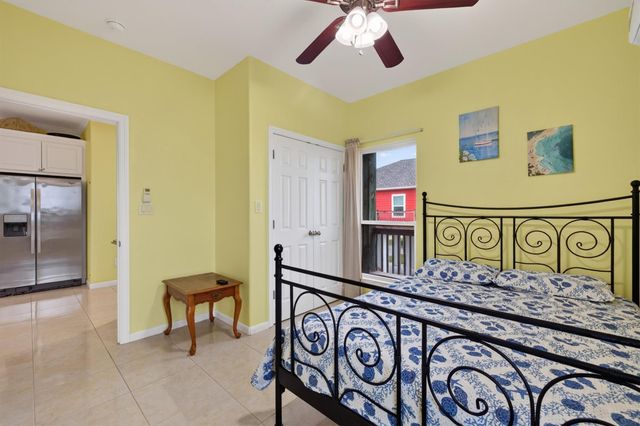 1111 Mabry Street, Gilchrist, TX 77617