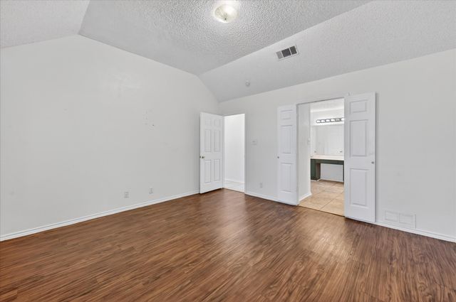 819 Tifton Court, Lancaster, TX 75146