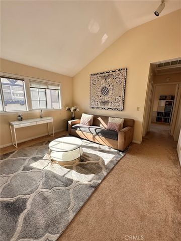 2219 Gates, Redondo Beach, CA 90278