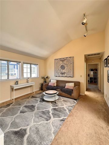 2219 Gates, Redondo Beach, CA 90278
