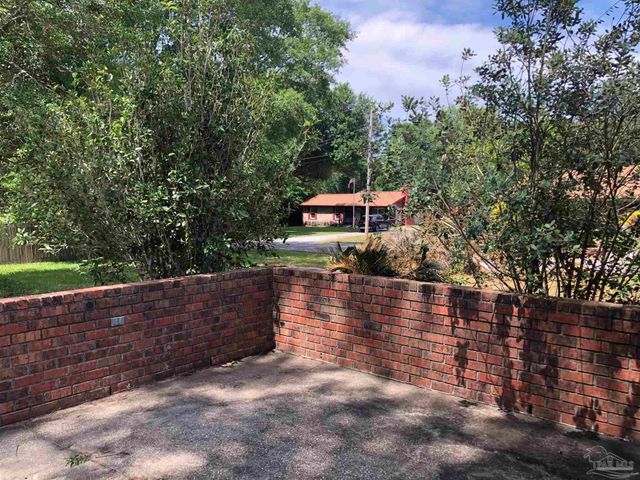 2360 Old Chemstrand Rd, Cantonment, FL 32533