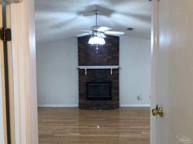 2360 Old Chemstrand Rd, Cantonment, FL 32533