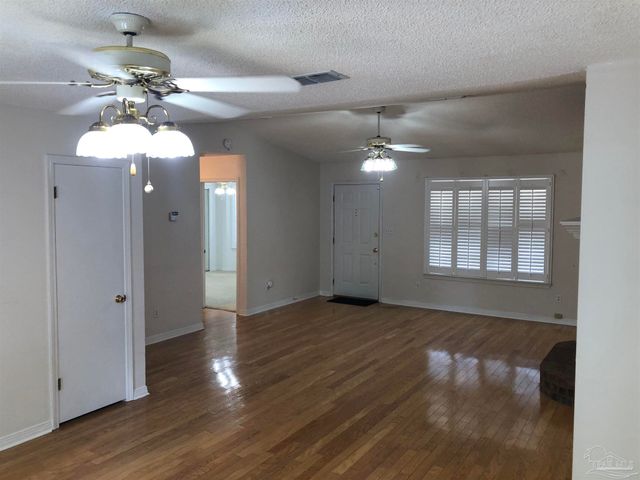2360 Old Chemstrand Rd, Cantonment, FL 32533