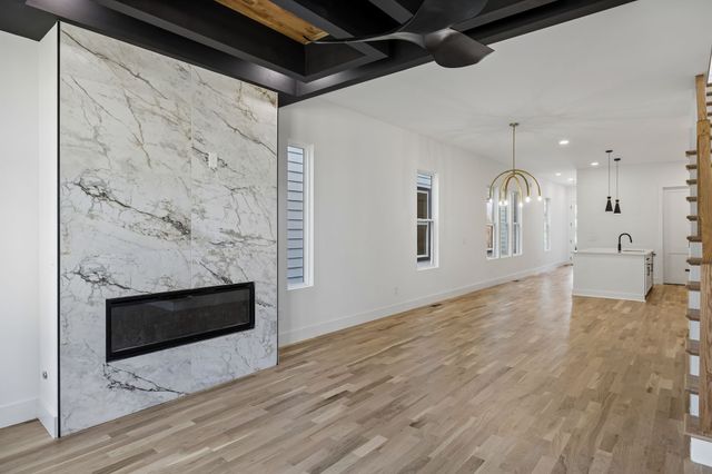 3224B Curtis St, Nashville, TN 37218