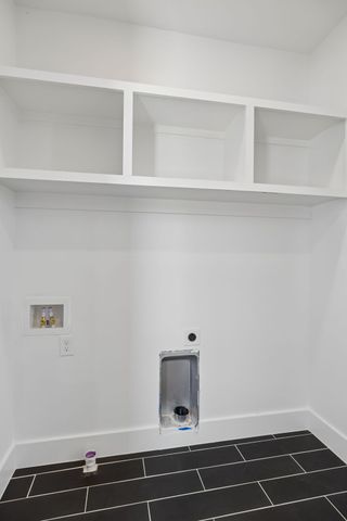 3224B Curtis St, Nashville, TN 37218