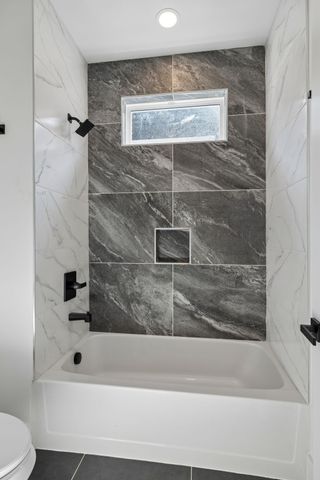 3224B Curtis St, Nashville, TN 37218