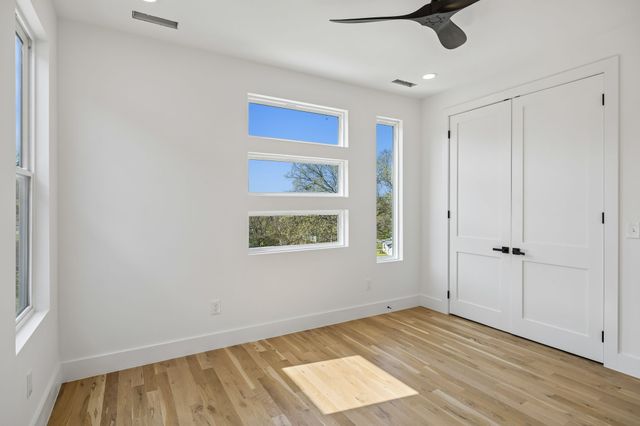 3224B Curtis St, Nashville, TN 37218