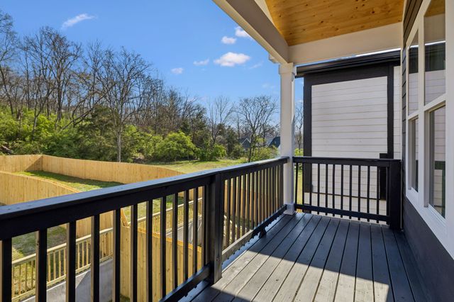 3224B Curtis St, Nashville, TN 37218