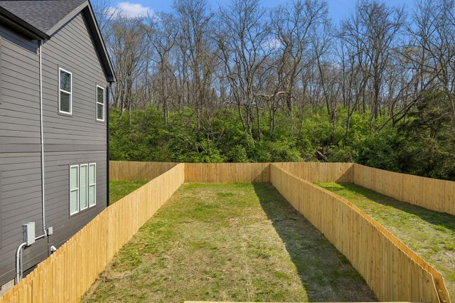 3224B Curtis St, Nashville, TN 37218