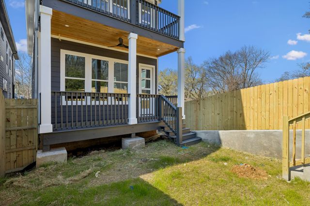 3224B Curtis St, Nashville, TN 37218