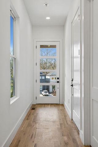 3224B Curtis St, Nashville, TN 37218