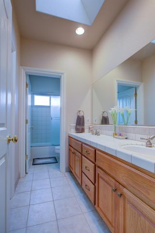 18413 Sycamore Ave, Patterson, CA 95363