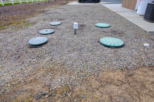 18413 Sycamore Ave, Patterson, CA 95363