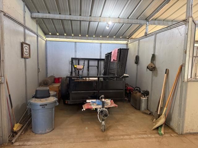 18413 Sycamore Ave, Patterson, CA 95363