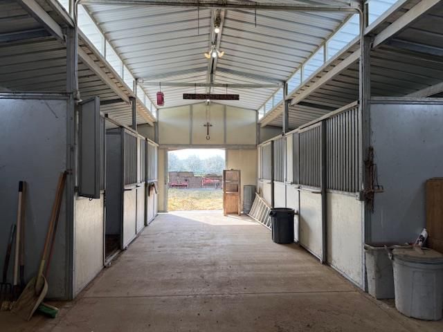 18413 Sycamore Ave, Patterson, CA 95363