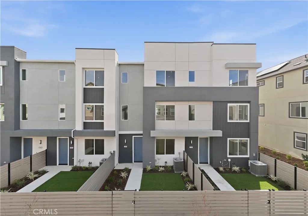 27329 Bear Creek Lane, Valencia, CA 91381