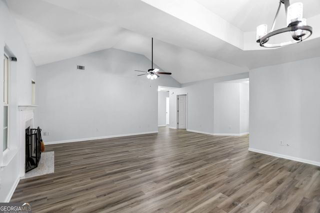 107 Trisha Lane, Grantville, GA 30220
