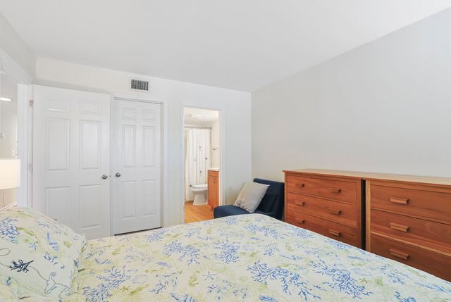 310 73rd Ave N Apt 1C, Myrtle Beach, SC 29572
