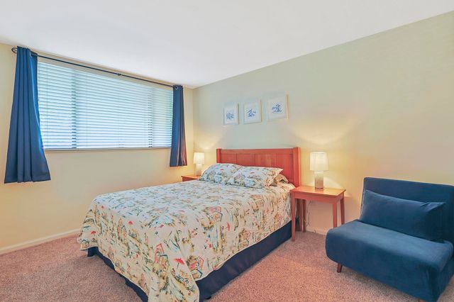 310 73rd Ave N Apt 1C, Myrtle Beach, SC 29572