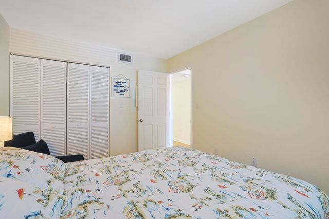 310 73rd Ave N Apt 1C, Myrtle Beach, SC 29572