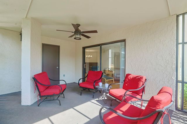 310 73rd Ave N Apt 1C, Myrtle Beach, SC 29572