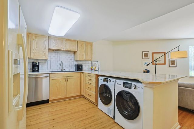 310 73rd Ave N Apt 1C, Myrtle Beach, SC 29572