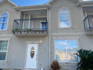 11045 Landswalk Drive 105, Houston, TX 77099