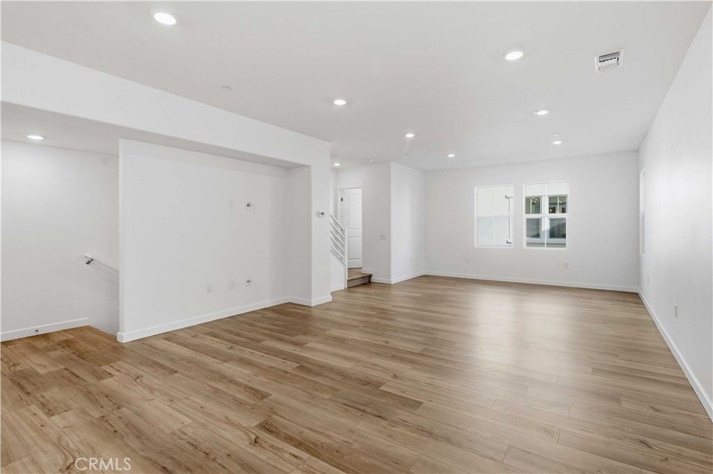 Image 9 of property listing at 2544 Warner Street, South El Monte, CA 91733