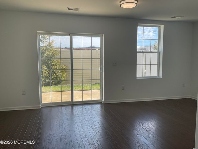 304 Prestige Road 2404, Brick, NJ 08723