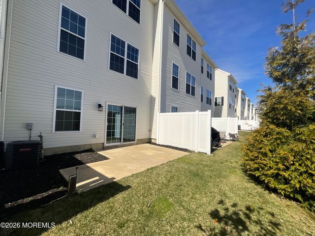 304 Prestige Road 2404, Brick, NJ 08723