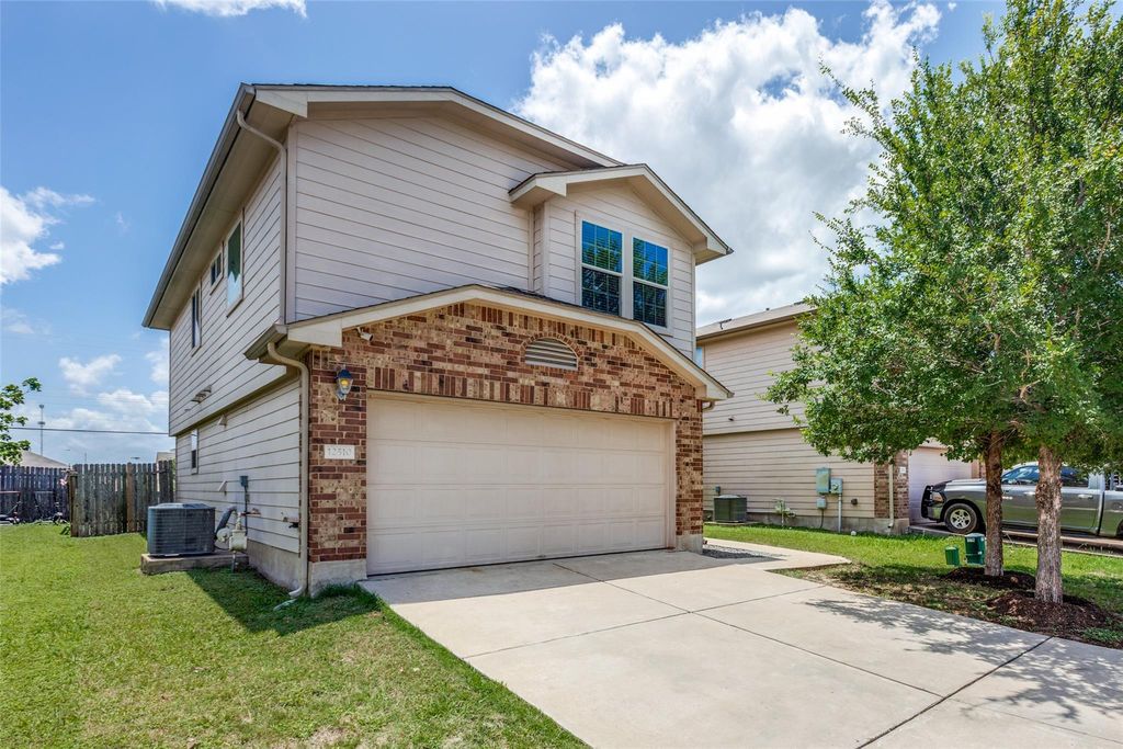 12510 Stoneridge Gap LN, Manor, TX 78653