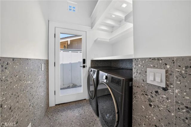 1312 Santanella, Corona Del Mar, CA 92625