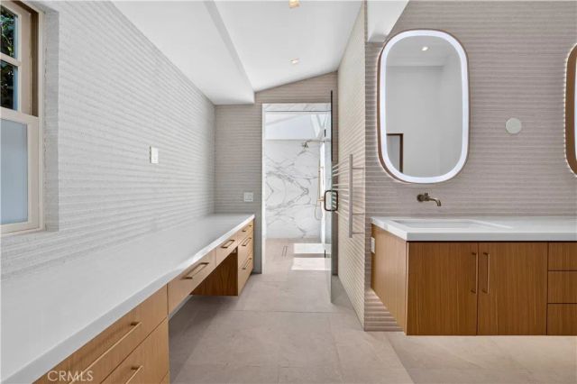 1312 Santanella, Corona Del Mar, CA 92625